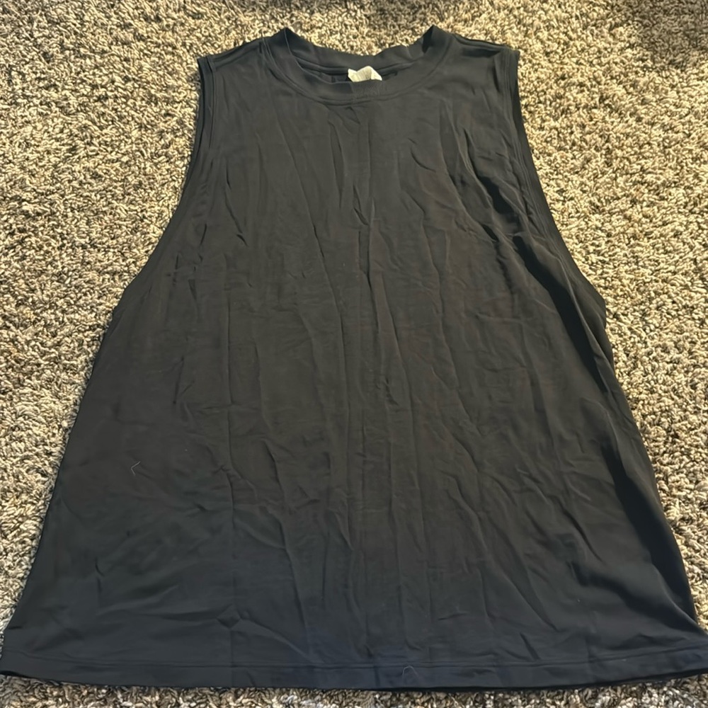 Lululemon All Yours Tank black size 8